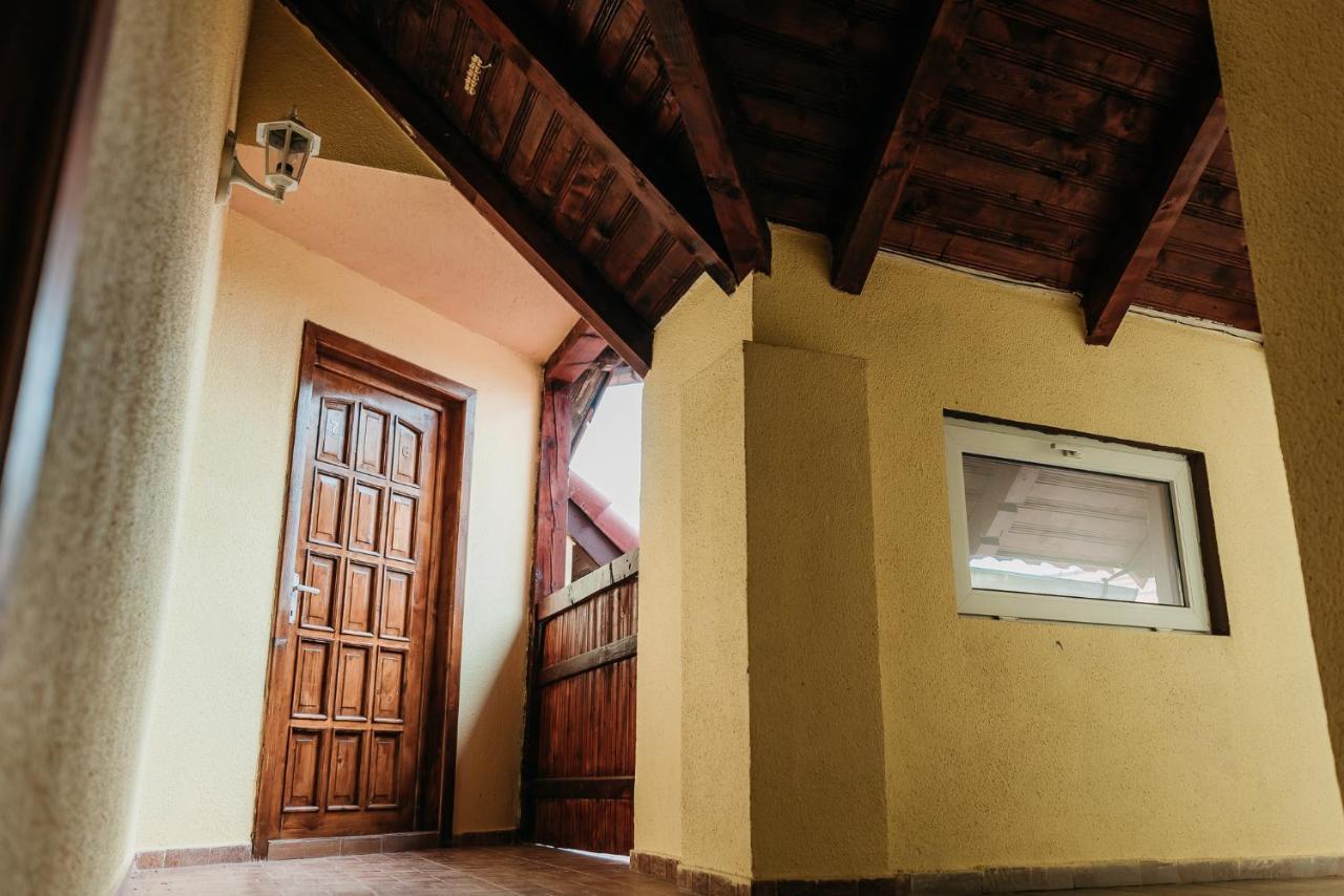 فندق Moara De Piatra Carta  المظهر الخارجي الصورة