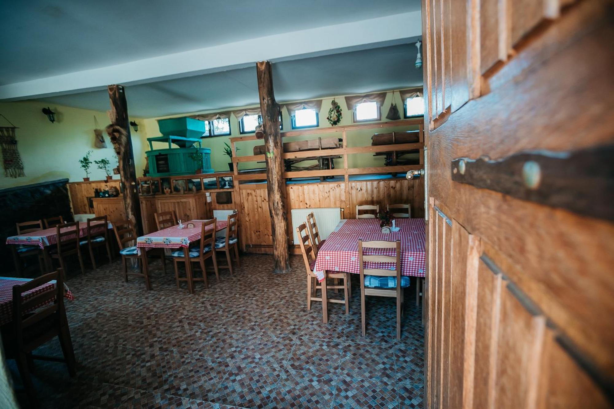 فندق Moara De Piatra Carta  المظهر الخارجي الصورة